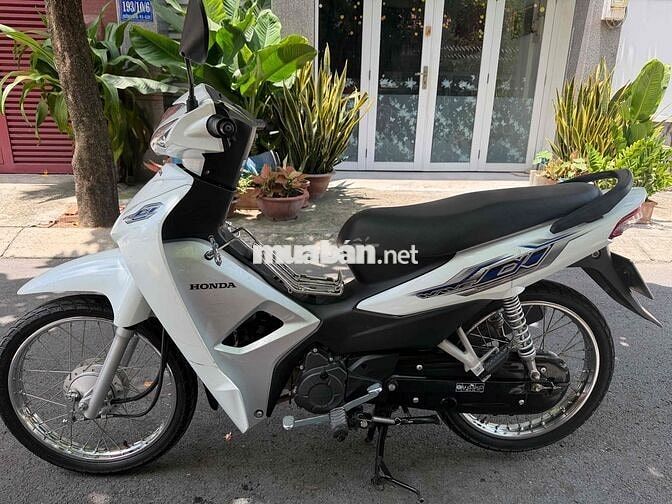 Honda Wave A 100 2023 Trắng Zin Đẹp