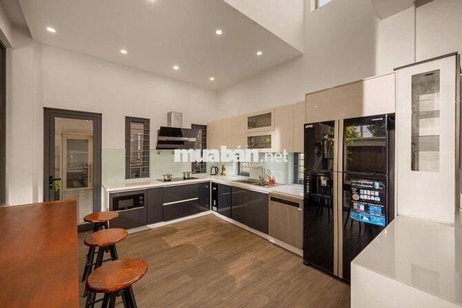 Biệt Thự Hồ Bơi Gần Cầu Thuận Phước Đà Nẵng | 150m² | 6 Phòng Ngủ