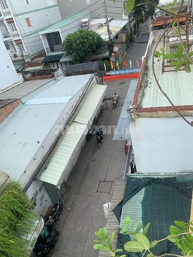 Nhà hẻm xe tải 7m, cách mặt tiền 20m, 10 phút tới Eaon Mall Tân Phú