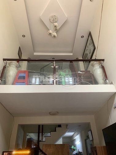 Nhà hẻm xe tải 7m, cách mặt tiền 20m, 10 phút tới Eaon Mall Tân Phú