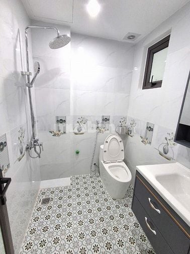 Tôi bán nhà 6 tầng nội thất đầy đủ, đầu ngõ 181, Trần Phú, Văn Quán HĐ