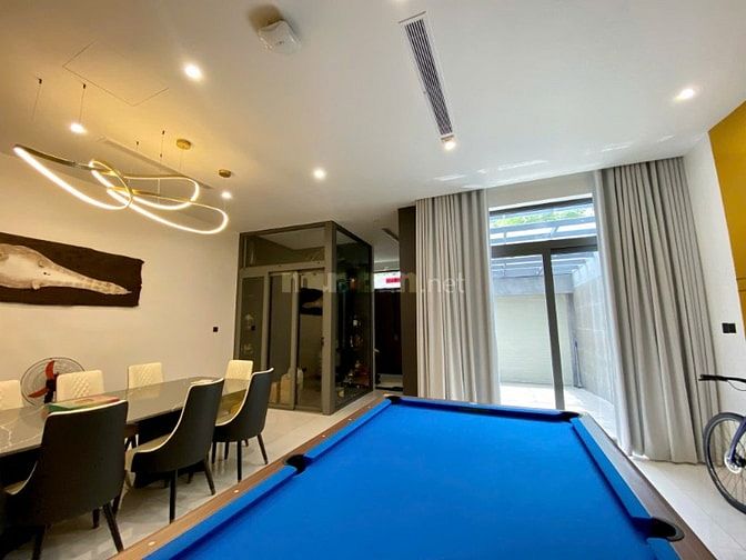 Bán nhà đường số 25 P Tân Phong Quận 7. DT 7x20m View công viên , PMH