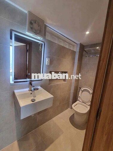 DUPLEX BAN CÔNG TRUNG TÂM QUẬN 7