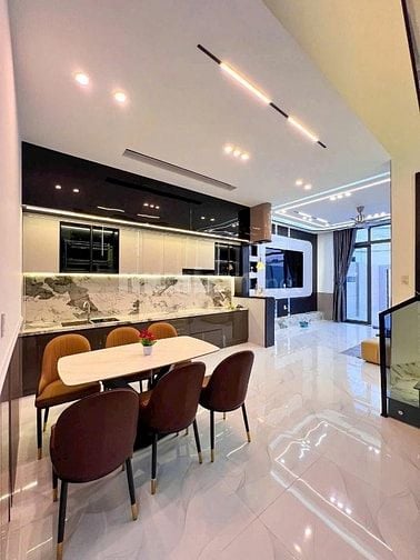 NHÀ LẦU MẶT TIỀN KINH DOANH, 5x19 95m2, 650tr SỞ HỮU NGAY