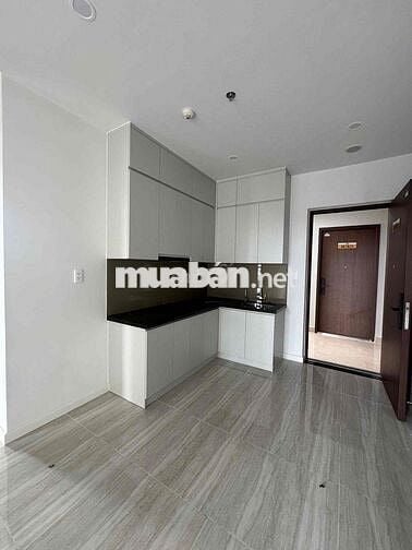 Căn góc suất ngoại giao tháp Bcons Sapphier tầng trung hướng đông nam