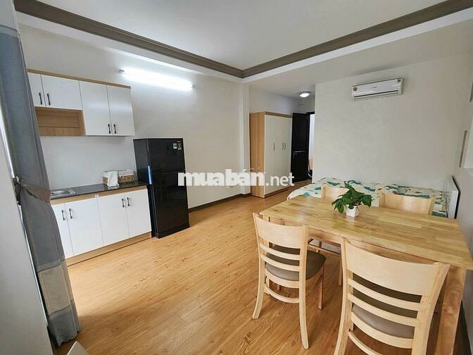 Studio ban công siêu rộng-Full nội thất-Gần Văn Lang-Công Nghiệp