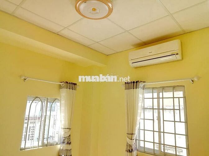 Cho thuê nhà 2 lầu 3PN, 2WC, 2 máy lạnh, giá 8,5tr/ tháng