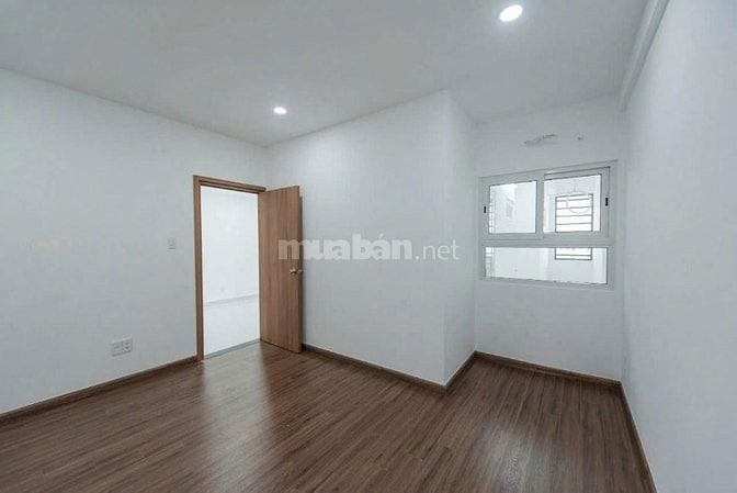 Cho thuê căn hộ 3p ngủ C/c Âu cơ,Đường Âu cơ- Phú Thọ Hòa giá 10,5tr