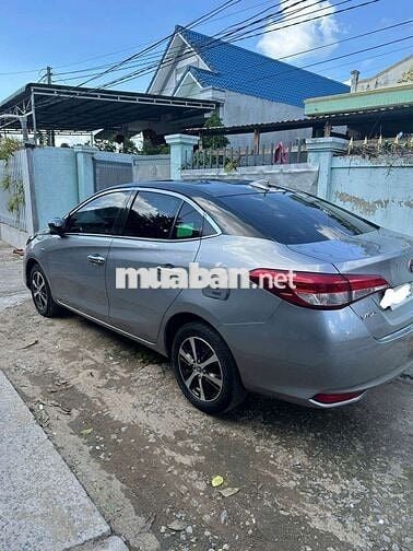Toyota Vios 2019 Bạc 5 chỗ