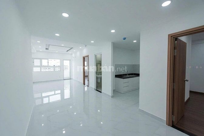 Cho thuê căn hộ 3p ngủ C/c Âu cơ,Đường Âu cơ- Phú Thọ Hòa giá 10,5tr