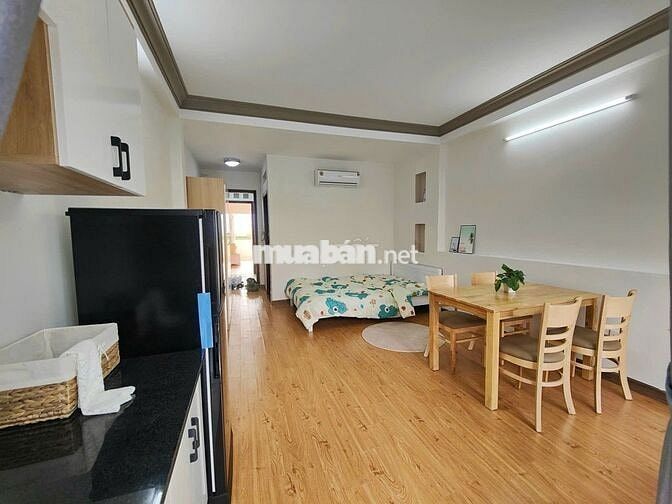 Studio ban công siêu rộng-Full nội thất-Gần Văn Lang-Công Nghiệp