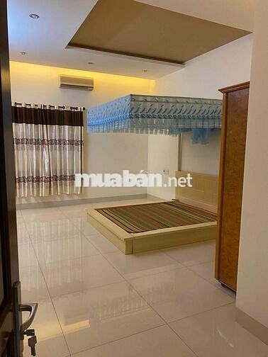 Cho thuê nhà 4 tầng full nội thất mặt tiền Ỷ Lan Nguyên Phi