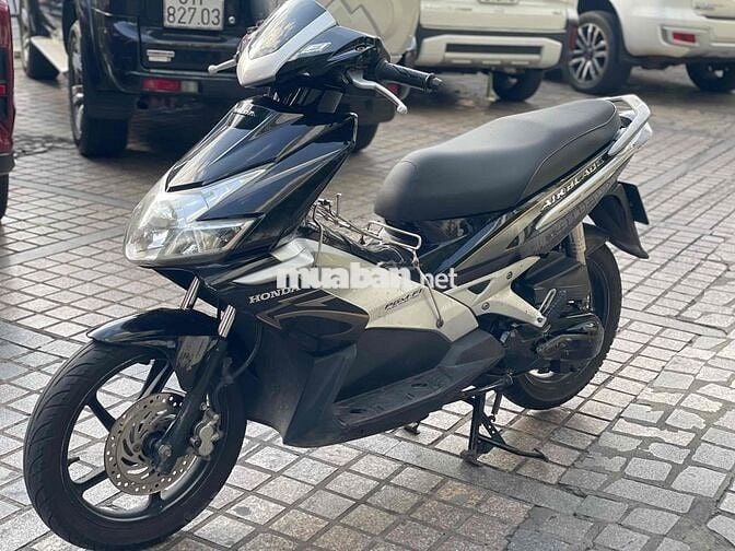 Air Blade fi 2010 trả trc 7tr9 nhận xe bao nợ xấu