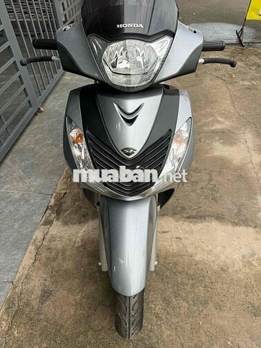 Honda SH 150 Bạc Zin chưa rớt đầu