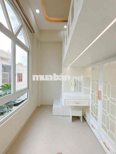 Bán Nhà Q7 Tân Thuận Tây 58m² - Ngang 9m Đẹp Hiếm, 4PN Full Nội Thất -
