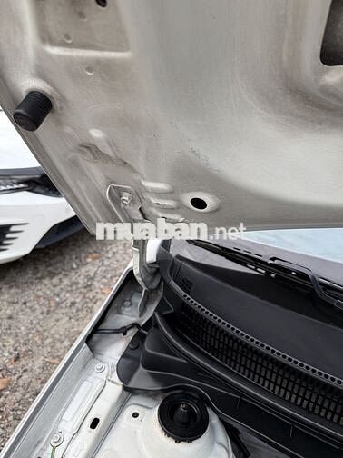 Kia Soluto 2019 Số sàn Trắng