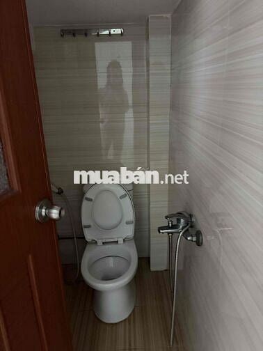 cho thuê nhà nguyên căn gần chợ, trường học, khu dân cư đông đúc