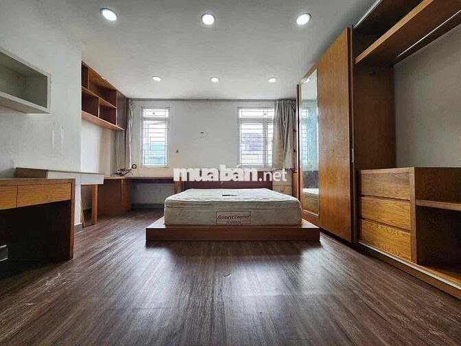Studio 30m2 Thang Máy full nội thất ngay Nguyễn Trọng Tuyễn, Phú Nhuận