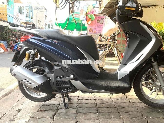 Piaggio Medley 3x.000km Xanh đen Tự động 2 kênh