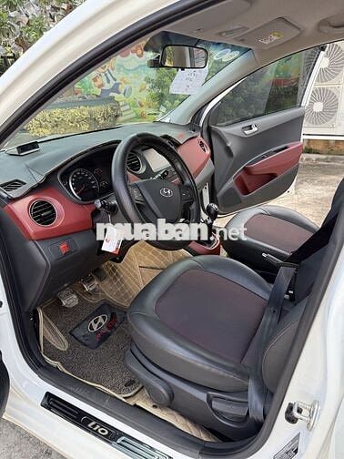 Hyundai i10 2021 1.2 MT Bản Đủ Trắng