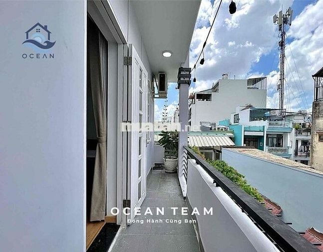 Căn hộ cao cấp Thang Máy,1 PN Tách bếp, ban công 8m full nội thất