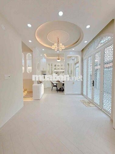 Bán Nhà Q7 Tân Thuận Tây 58m² - Ngang 9m Đẹp Hiếm, 4PN Full Nội Thất -