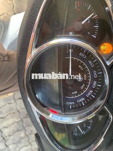 Piaggio Medley 3x.000km Xanh đen Tự động 2 kênh