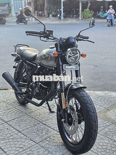 GPX Legend Fi150 2026 Xám 2000km