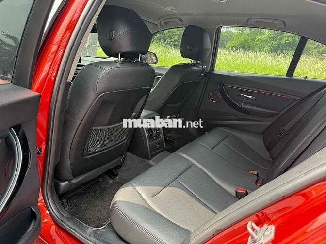BMW 3 Series 320i 2018 nhập Đức siêu đẹp