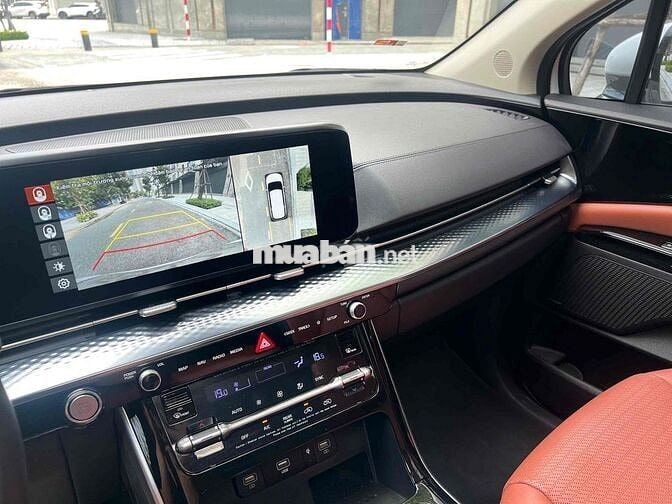 Kia Carnival 2023 2.2 Signature Trắng 67000 km