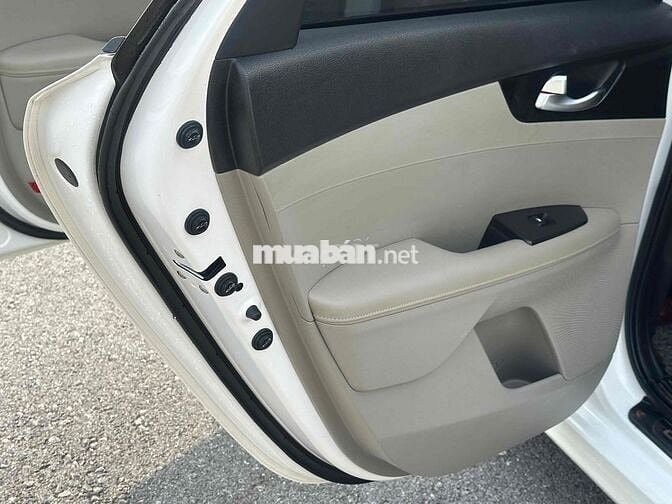 Kia Cerato 2019 1.6 AT Luxury Trắng