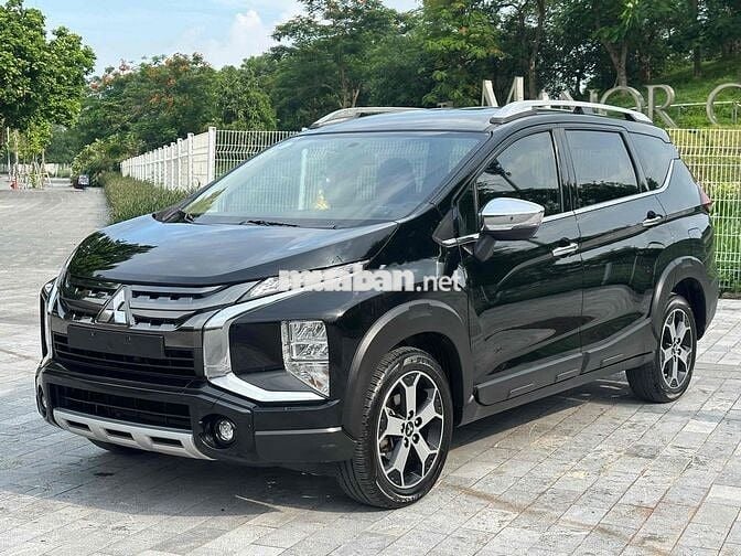 Mitsubishi Xpander Cross 2021 Đen 8 vạn km
