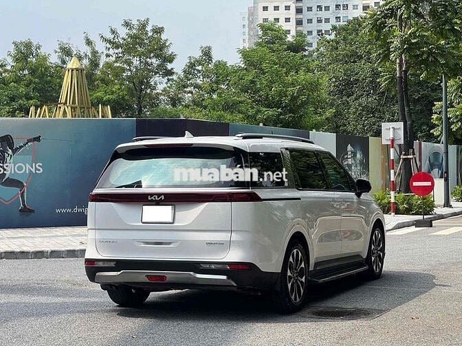 Kia Carnival 2023 2.2 Signature Trắng 67000 km
