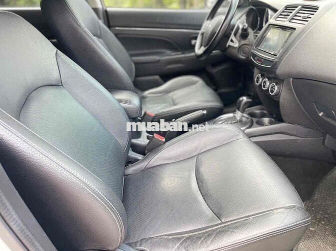 Mitsubishi Outlander 2.0 Sport GLS Trắng