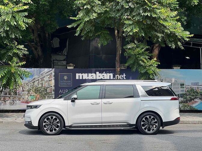 Kia Carnival 2023 2.2 Signature Trắng 67000 km