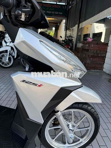Honda Click Thái 125 Bạc