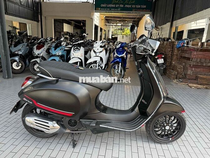 Piaggio Vespa Sprint 125 2021 Đen 5000km