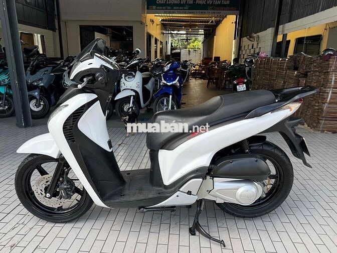 Honda SH 150 2010 Trắng Việt Kiều Ý
