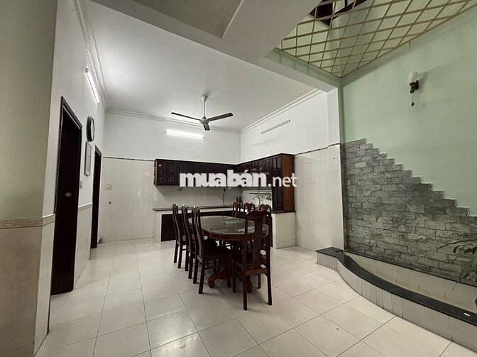 Cho thuê biệt thự khu bên sông hiệp bình Chánh, Thủ Đức,120m2 giá 30Tr