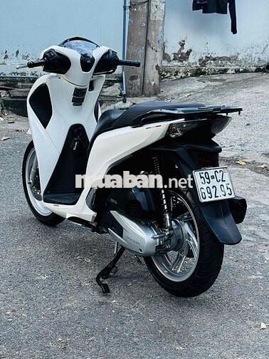Honda SH 125i ABS 2018 bstp 1 chủ ( có góp nợ 6 )