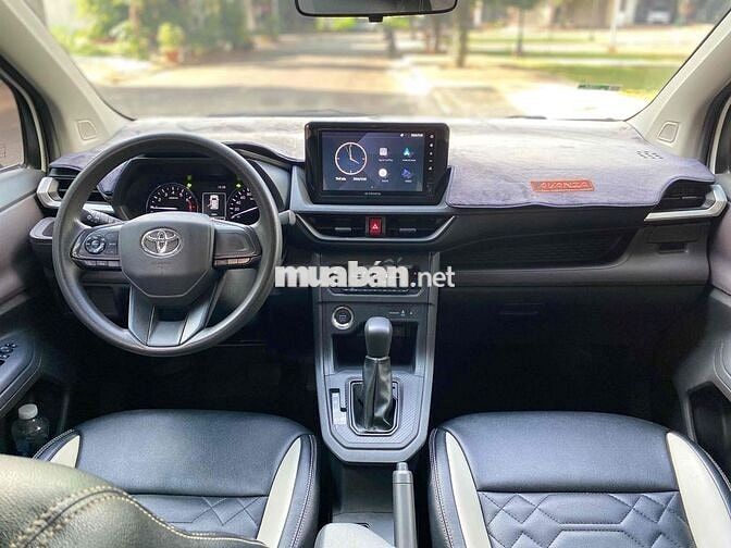 Toyota Avanza 1.5AT 2024 Số tự động Trắng