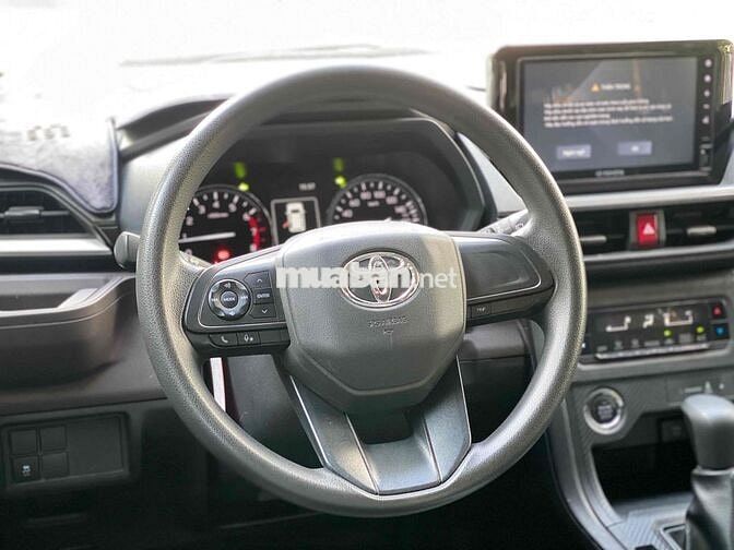 Toyota Avanza 1.5AT 2024 Số tự động Trắng