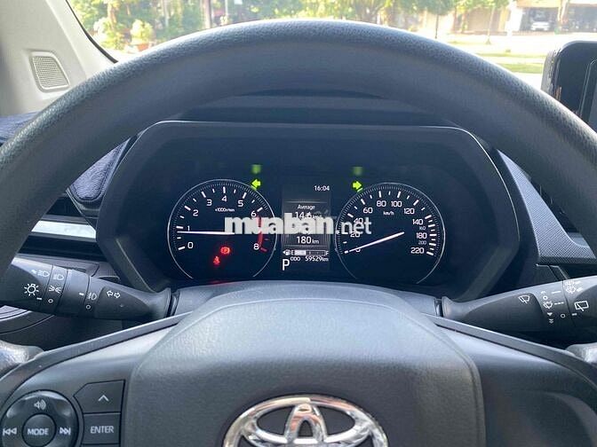 Toyota Avanza 1.5AT 2024 Số tự động Trắng