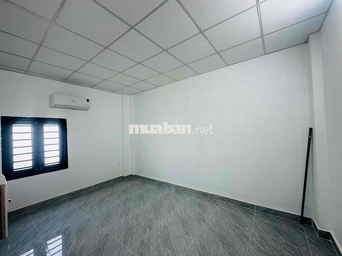 NHÀ MỚI XÂY 100%_ Trệt Lầu _ 2PN _ Hẻm Xe Tải _ Sẵn 2 Máy lanh