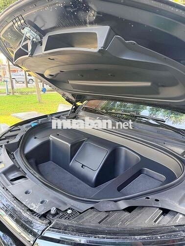VinFast VF9 2025 Đen 7 chỗ 5100km