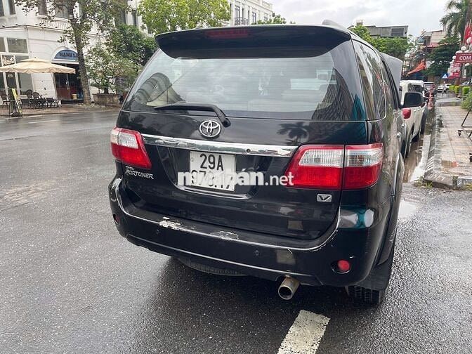 Toyota Fortuner 2009 Đen 7 chỗ cũ