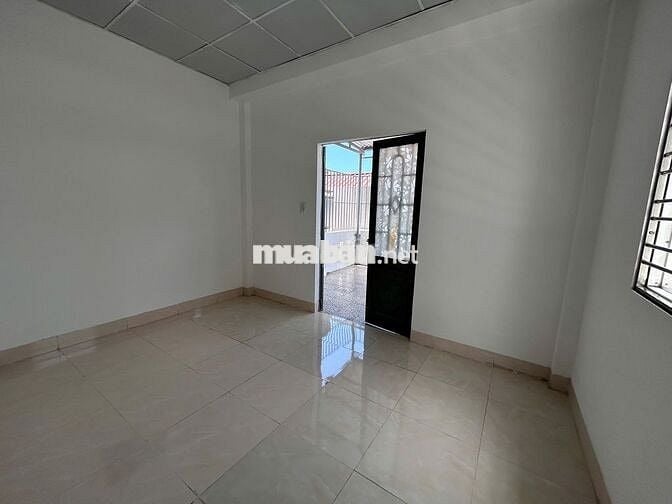 CHO THUÊ NHÀ KIỆT NÚI THÀNH GẦN TRƯỜNG ĐH KIẾN TRÚC - 3PN GIÁ 10TR