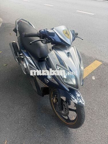 Yamaha Nouvo LX 135cc Xanh bạc Tự động