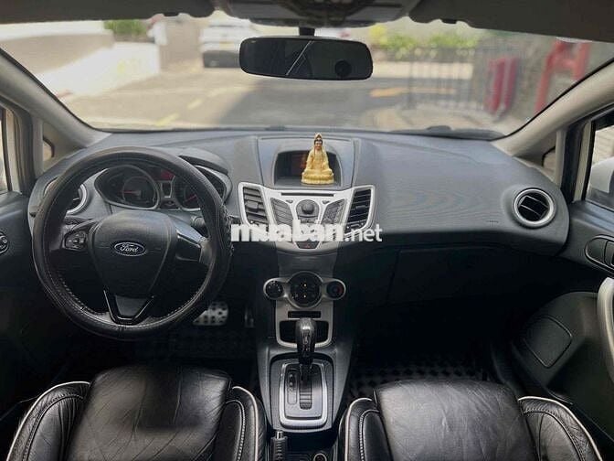 Ford Fiesta 2011 AT