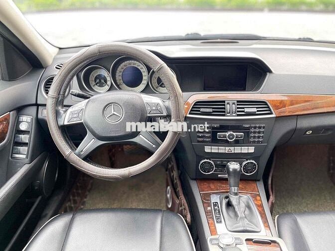 Mercedes C250 2011 Trắng 1.8L